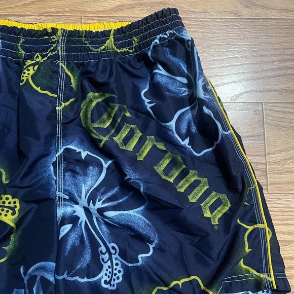 Corona Swim Trunks XL - Picture 2 of 7